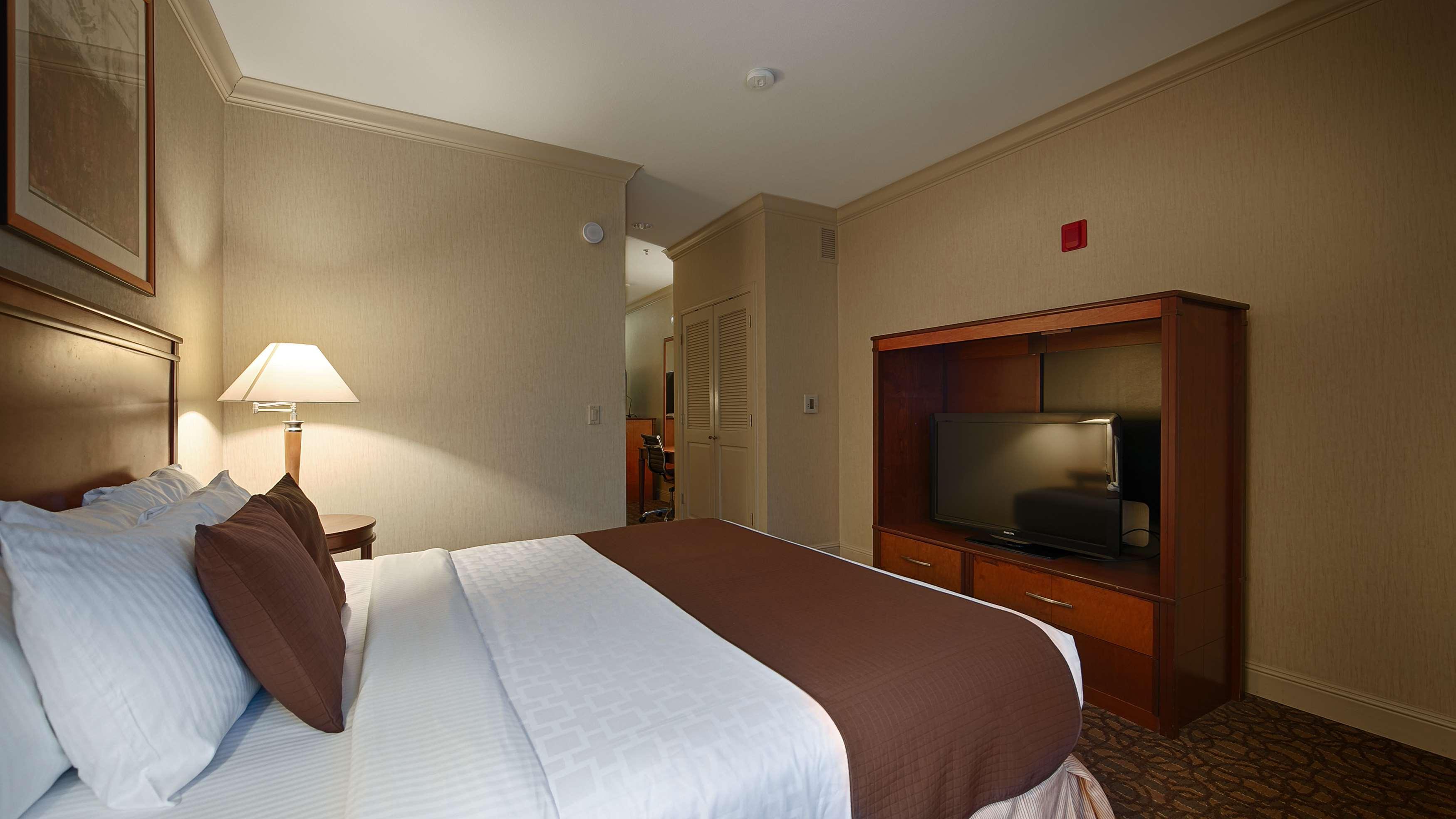 Best Western Plus All Suites Inn Santa Cruz Exterior photo
