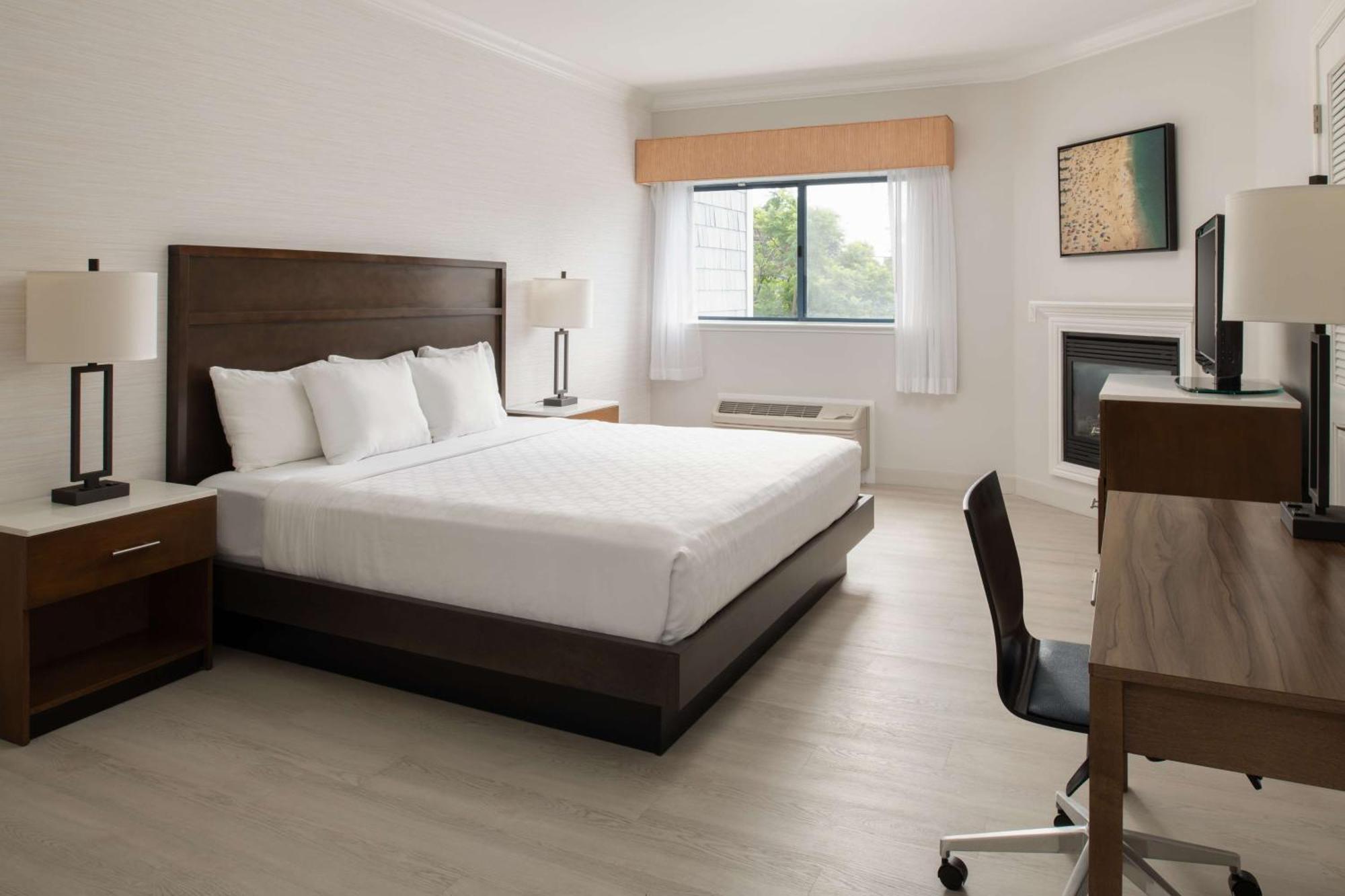Best Western Plus All Suites Inn Santa Cruz Exterior photo